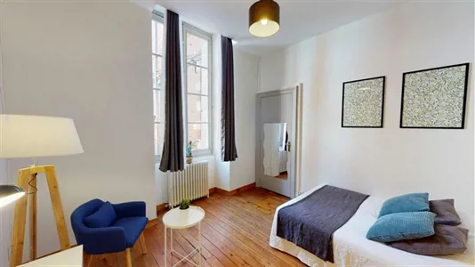Rooms in Toulouse - photo 2