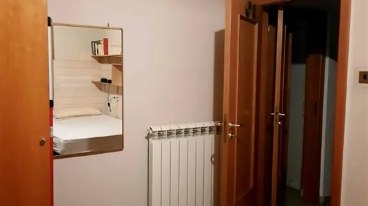 Rooms in Napoli Municipalità 4 - photo 4