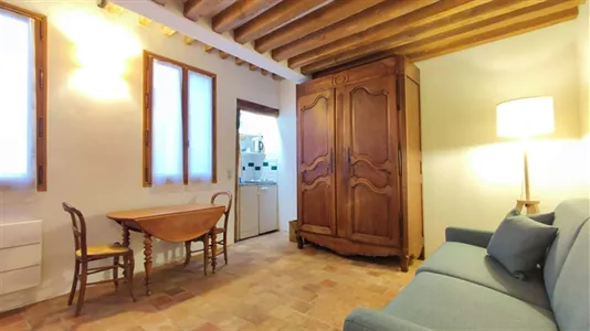 Apartments in Paris 4ème arrondissement - Marais - photo 5