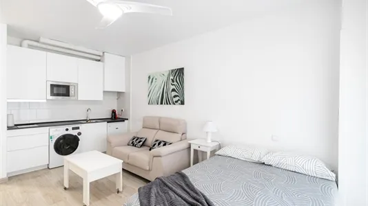 Apartments in Barcelona Sants-Montjuïc - photo 4