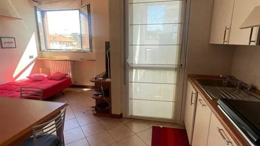 Apartments in Milano Zona 5 - Vigentino, Chiaravalle, Gratosoglio - photo 2