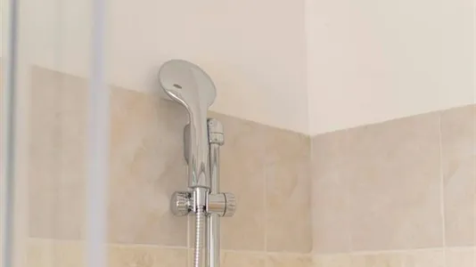 Apartments in Milano Zona 8 - Fiera, Gallaratese, Quarto Oggiaro - photo 9