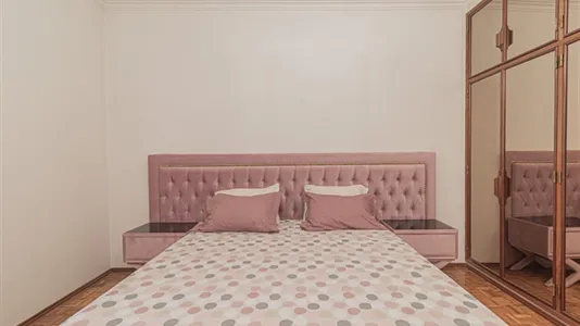 Houses in Odivelas - photo 9