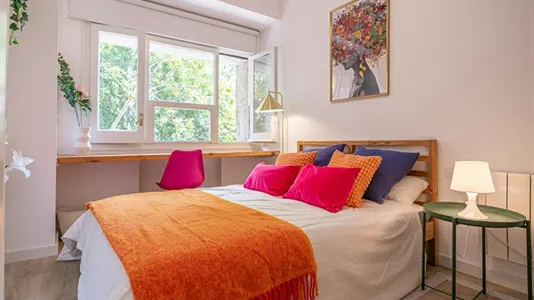 Rooms in Barcelona Eixample - photo 2