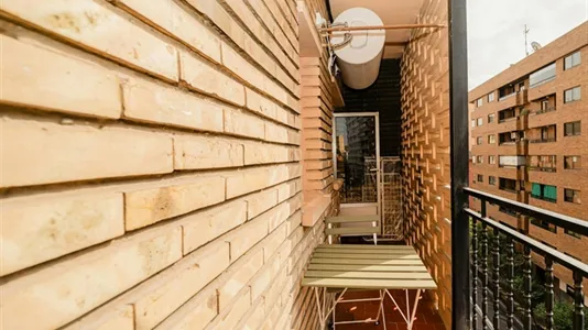 Rooms in Zaragoza - photo 4