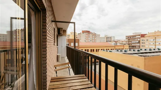 Rooms in Tavernes Blanques - photo 4