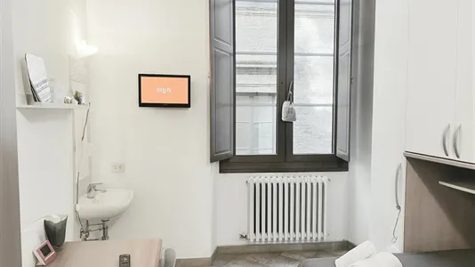 Rooms in Siena - photo 1