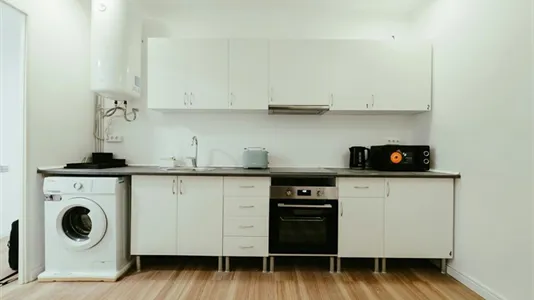 Rooms in Barcelona Eixample - photo 6