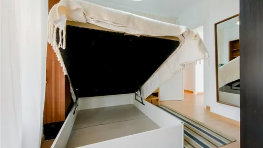 Rooms in Madrid Chamberí - photo 4