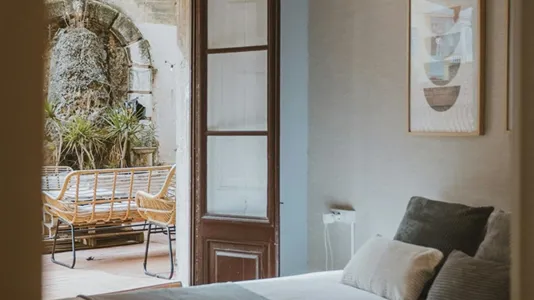 Rooms in Barcelona Ciutat Vella - photo 3