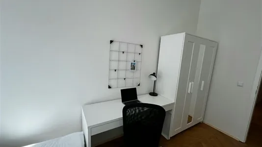 Rooms in Wien Währing - photo 4