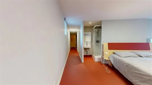 Rooms in Saint-Étienne - photo 8