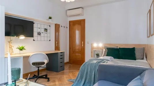 Rooms in Madrid Centro - photo 4