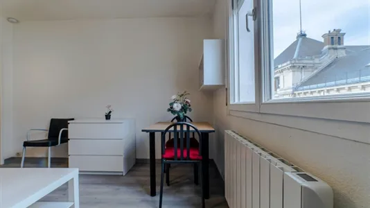 Apartments in Paris 11ème arrondissement - Bastille - photo 4