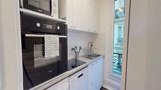 Rooms in Paris 9ème arrondissement - photo 6