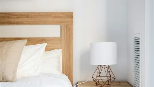 Rooms in Barcelona Sants-Montjuïc - photo 5