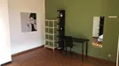 Room for rent, Bologna, Emilia-Romagna, &lt;span class=&quot;blurred street&quot; onclick=&quot;ProcessAdRequest(9723555)&quot;&gt;&lt;span class=&quot;hint&quot;&gt;See streetname&lt;/span&gt;[xxxxxxxxxxxxx]&lt;/span&gt;