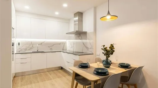 Apartments in Barcelona Eixample - photo 3