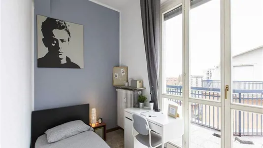 Rooms in Corsico - photo 1