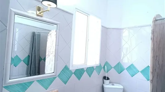 Rooms in Sevilla Casco Antiguo - photo 5