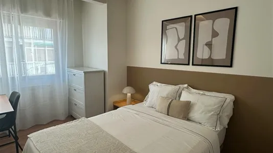 Rooms in Madrid Carabanchel - photo 1