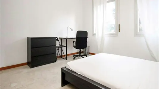 Rooms in Milano Zona 6 - Barona, Lorenteggio - photo 4