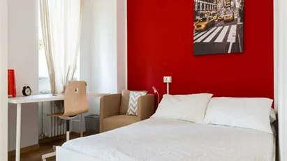 Room for rent in Buccinasco, Lombardia