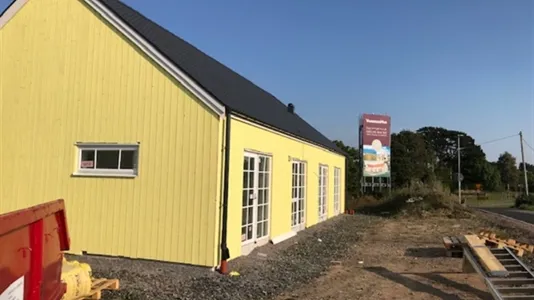 Houses in Höganäs - photo 1