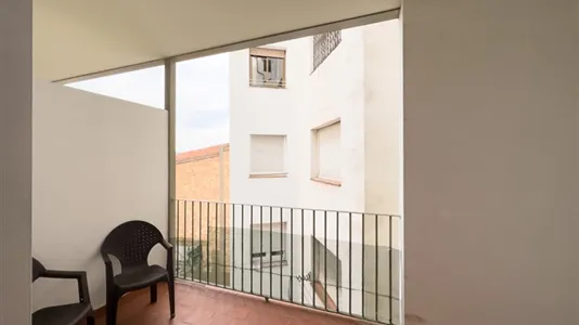 Rooms in Barcelona Ciutat Vella - photo 5