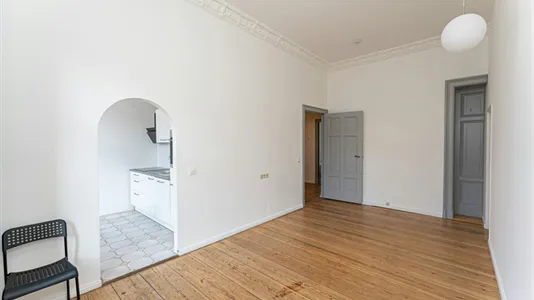 Rooms in Berlin Friedrichshain-Kreuzberg - photo 8