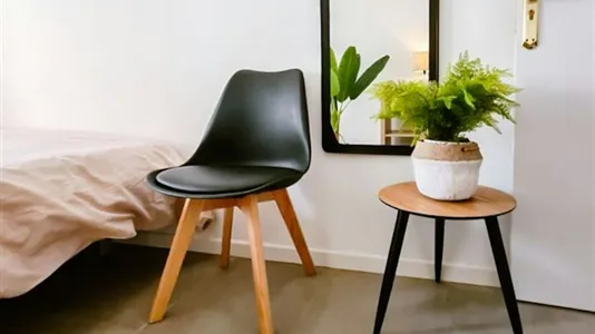 Rooms in Valencia Ciutat Vella - photo 1