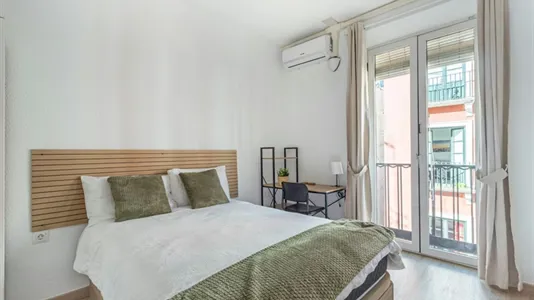 Rooms in Granada - photo 4