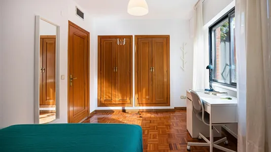 Rooms in Madrid Hortaleza - photo 5