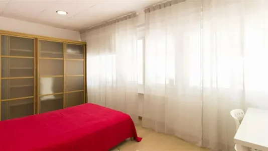 Rooms in Madrid Salamanca - photo 4