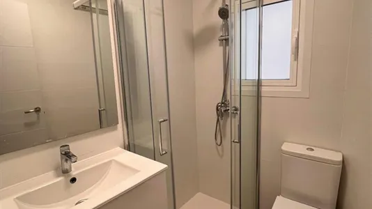 Rooms in Madrid Tetuán - photo 10