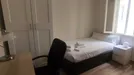 Room for rent, Madrid Retiro, Madrid, &lt;span class=&quot;blurred street&quot; onclick=&quot;ProcessAdRequest(7749329)&quot;&gt;&lt;span class=&quot;hint&quot;&gt;See streetname&lt;/span&gt;[xxxxxxxxxxxxx]&lt;/span&gt;
