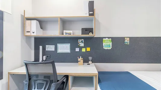 Rooms in Enramadilla - photo 5