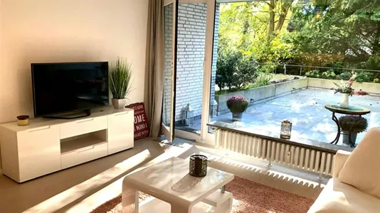 Apartments in Hamburg Eimsbuttel - photo 2