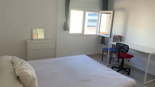 Rooms in Castellón de la Plana/Castelló de la Plana - photo 4