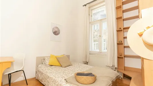 Rooms in Budapest Terézváros - photo 2