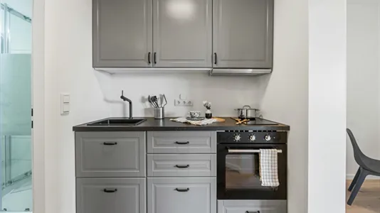 Rooms in Berlin Charlottenburg-Wilmersdorf - photo 2