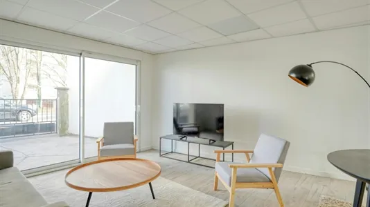 Apartments in Bobigny - photo 9