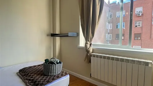 Rooms in Madrid Tetuán - photo 4