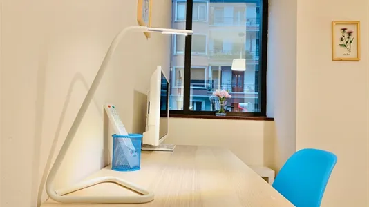 Rooms in Bilbao - photo 10