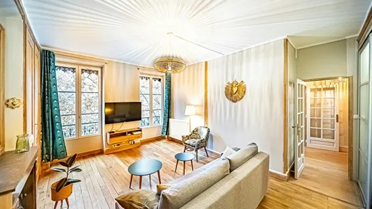 Apartments in Lyon - photo 4