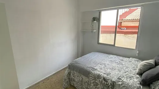 Rooms in Manises - photo 2