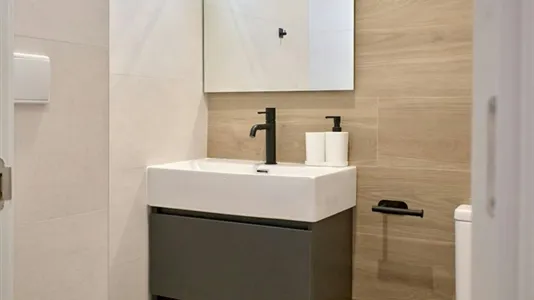 Rooms in Valencia Ciutat Vella - photo 4