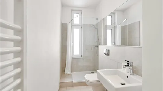 Apartments in Location is not specified - photo 9