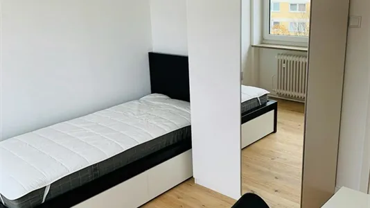 Rooms in Munich Thalkirchen-Obersendling-Forstenried-Fürstenried-Solln - photo 3