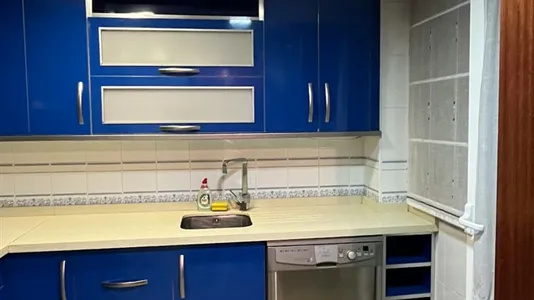 Rooms in Linares - photo 5